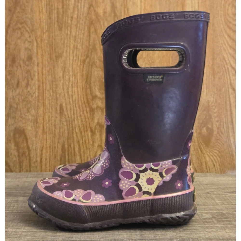 Bogs‎ Kaleidoscope Rain Boots Youth Size 8 Purple